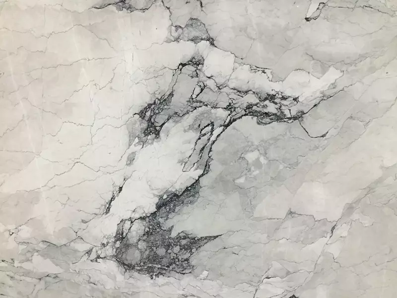 BRECCIA-LUNARE-CLOSE-UP